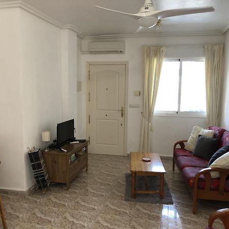 Torrevieja, La Torreta Ground Floor Apartment With Large Private Patio Garden Buitenkant foto