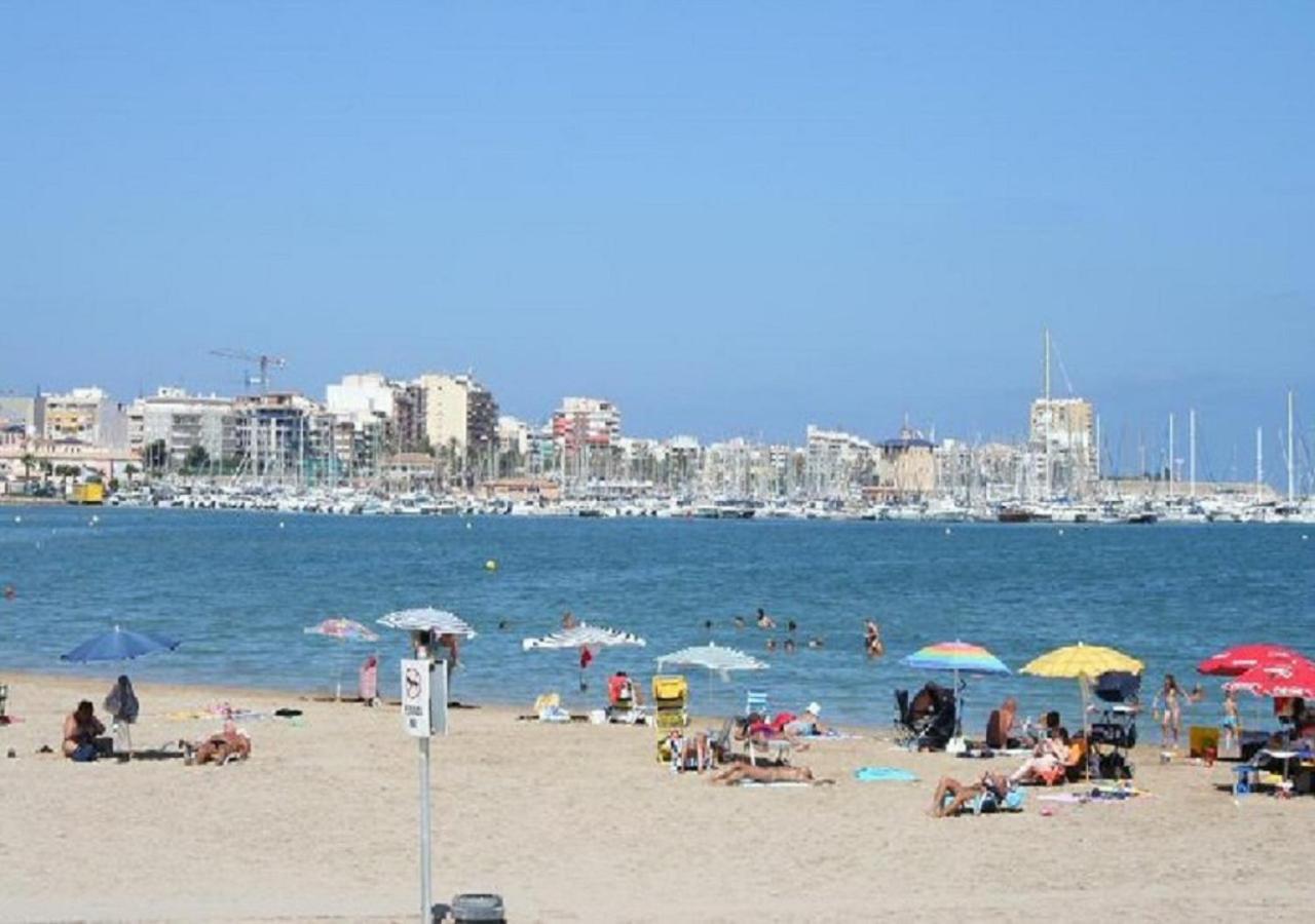 Torrevieja, La Torreta Ground Floor Apartment With Large Private Patio Garden Buitenkant foto